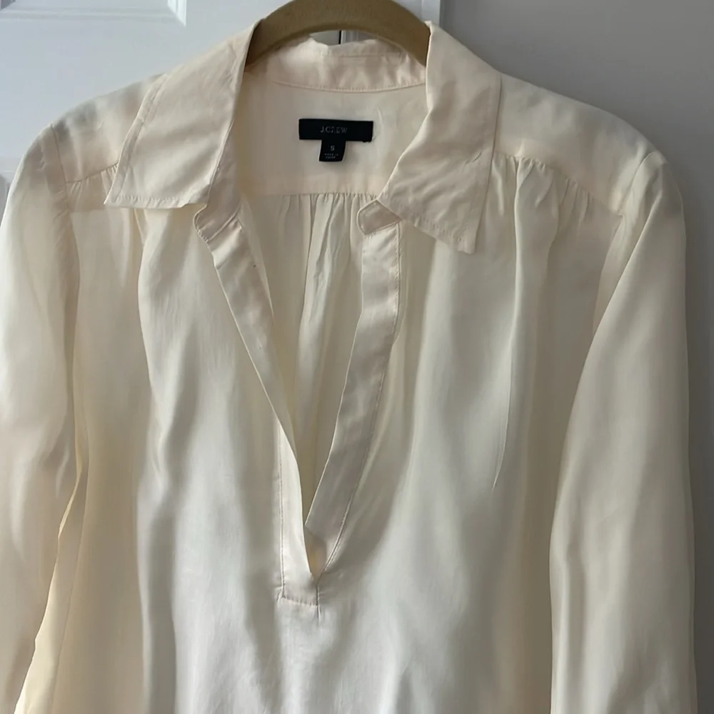 J. Crew Eco cupro-blend collared V-neck popover top - Picture 4 of 10